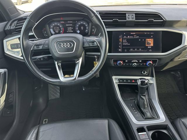 Used 2022 Audi Q3 2.0T Premium Plus image 18