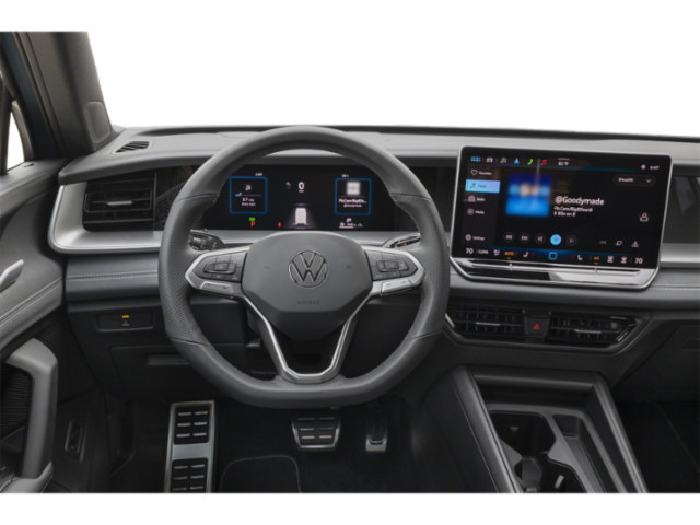 New 2026 Volkswagen Tiguan SE R-Line AWD/4WD image 4