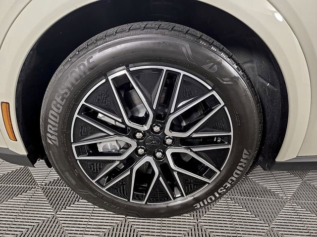Used 2025 Ford Mustang Mach-E Premium AWD/4WD image 9