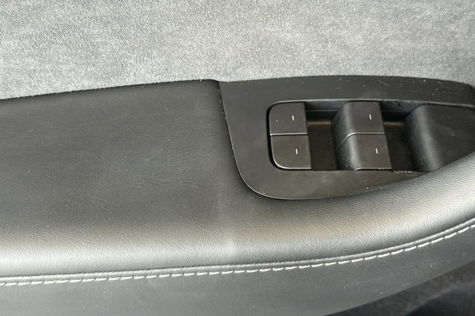 Used 2023 Tesla Model Y Long Range image 12