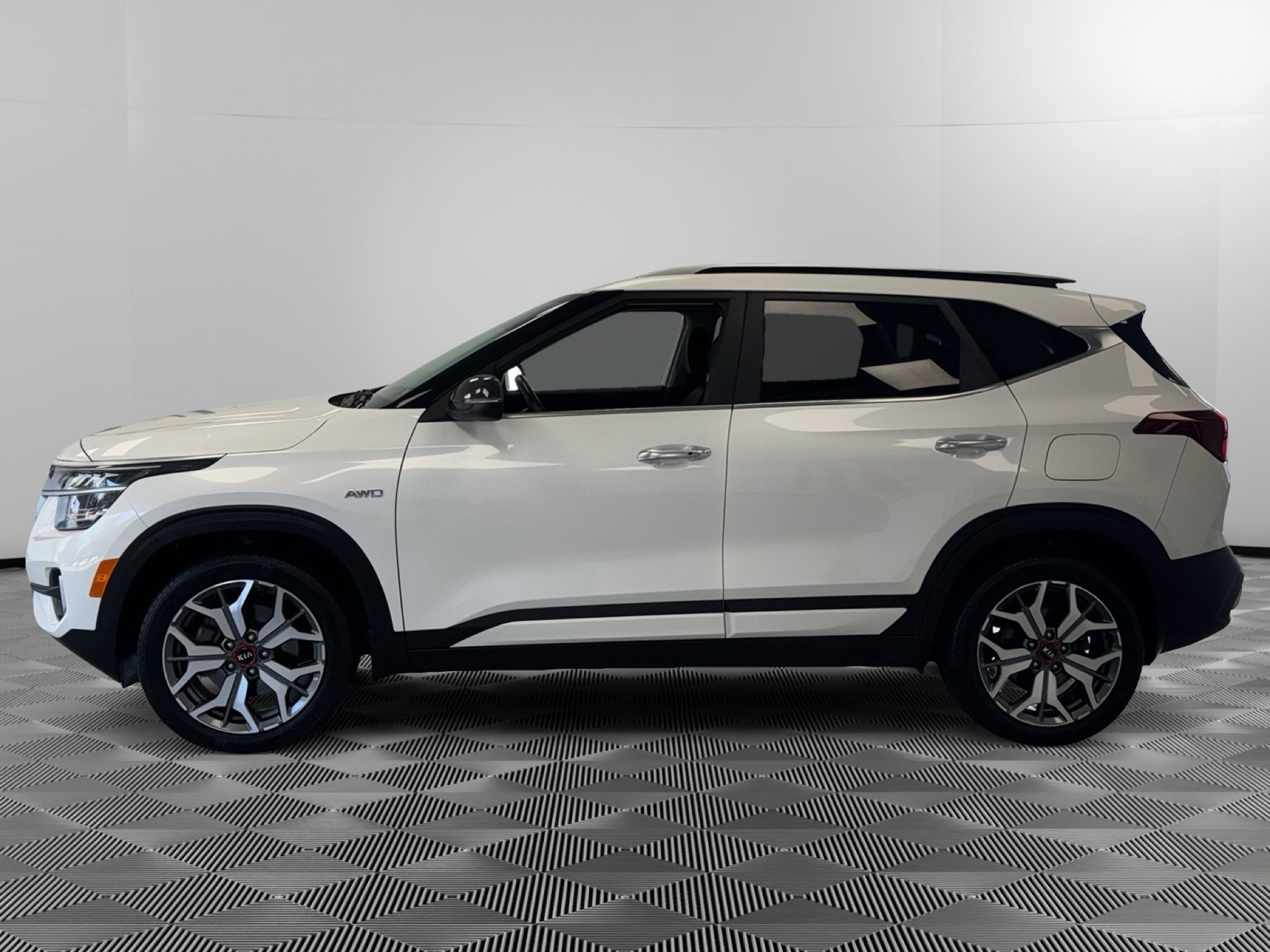 Used 2021 Kia Seltos SX AWD/4WD image 5
