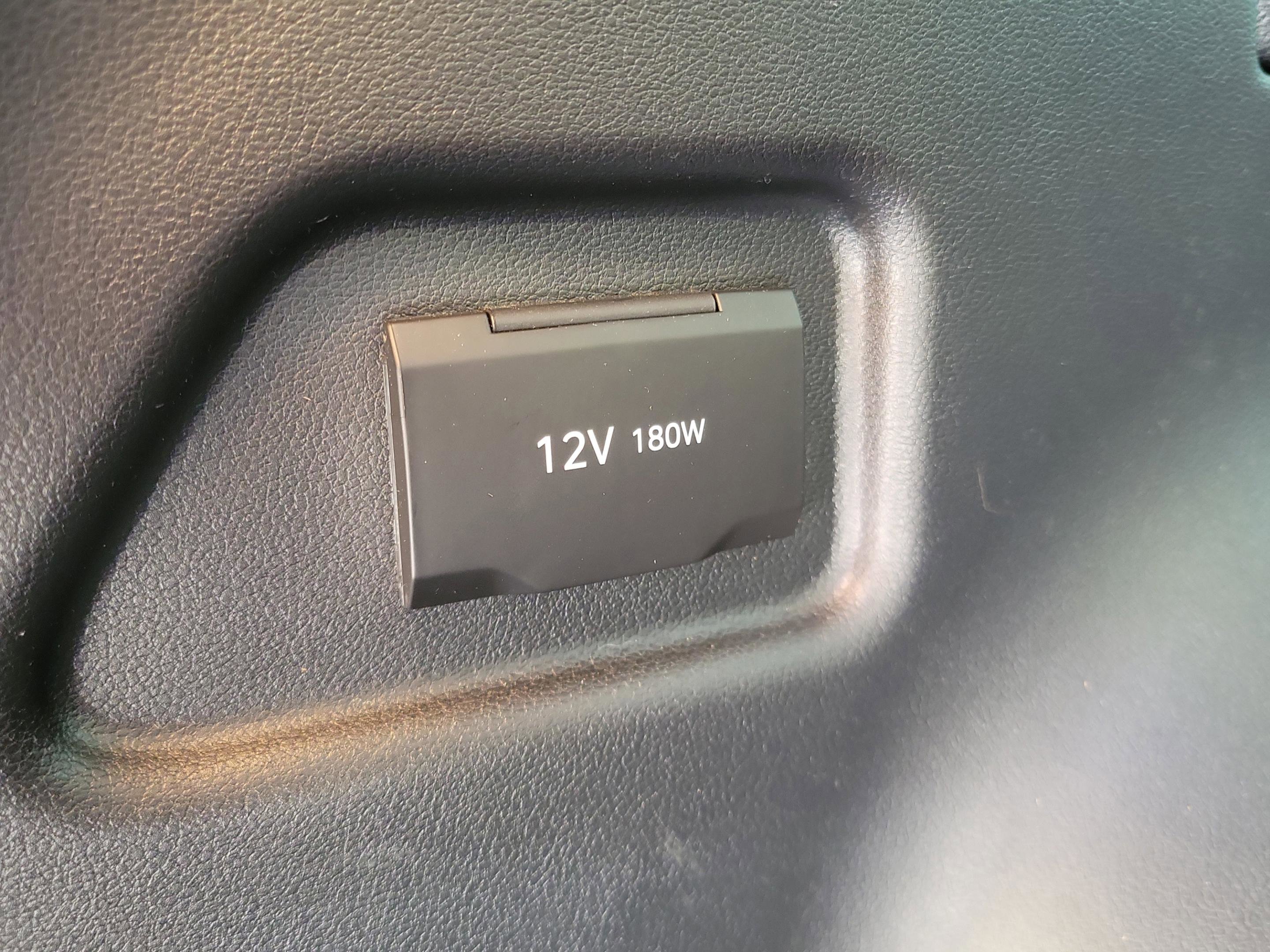 Certified 2022 Hyundai Tucson Limited w/ Cargo Package image 10