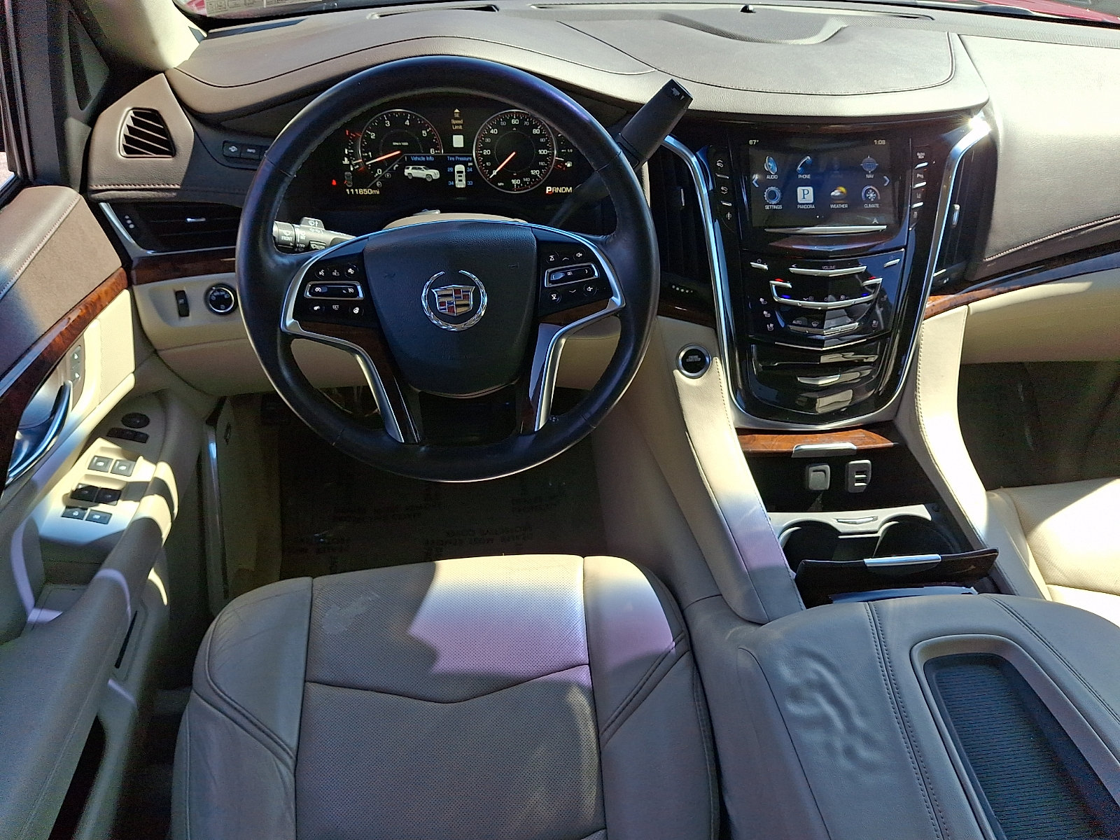 Used 2015 Cadillac Escalade Luxury RWD image 10