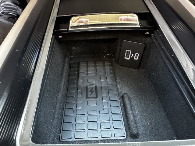 Certified 2023 Lincoln Corsair AWD w/ Equipment Group 101A image 25