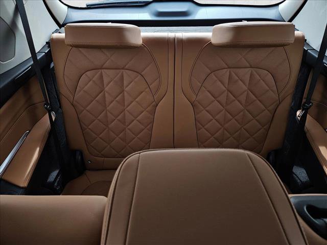 New 2026 BMW X7 xDrive40i image 19