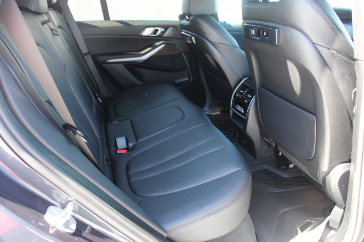 Used 2022 BMW X5 sDrive40i RWD image 19