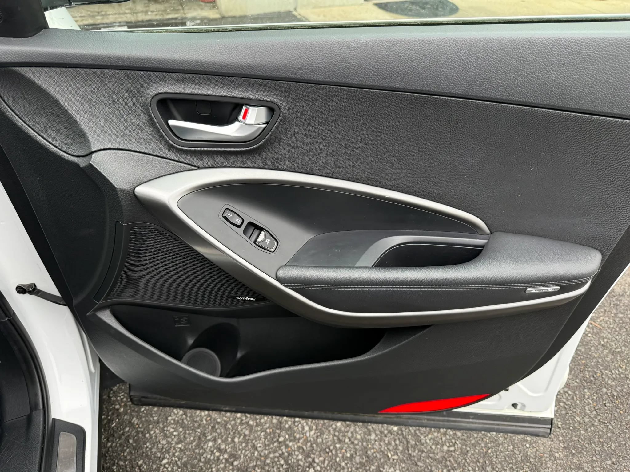 Used 2018 Hyundai Santa Fe Sport FWD image 20