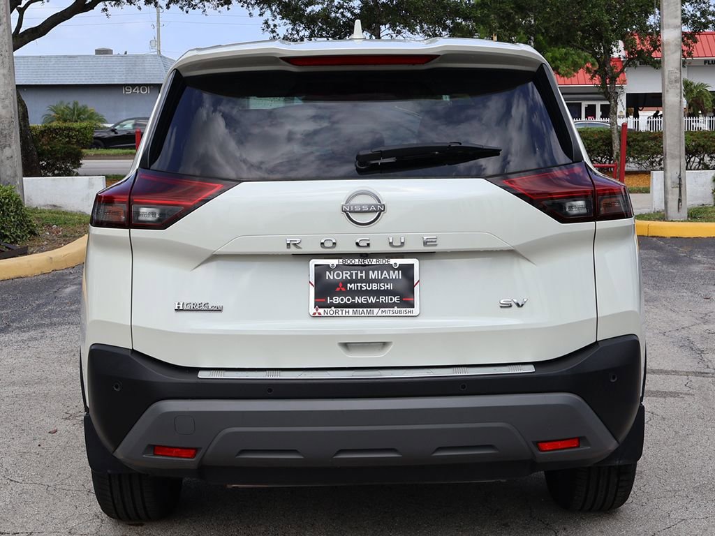 Used 2023 Nissan Rogue SV FWD image 10
