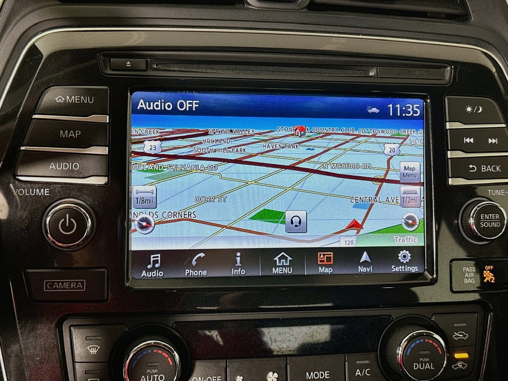 Used 2018 Nissan Maxima Platinum FWD image 18