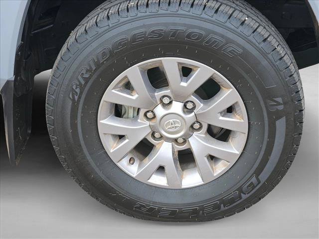 Used 2019 Toyota Tacoma SR5 AWD/4WD image 24