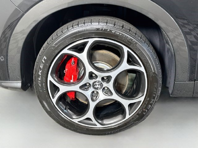 Used 2024 Alfa Romeo Tonale Veloce AWD/4WD image 37