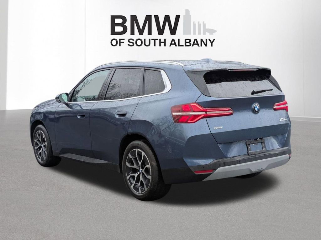 Used 2025 BMW X3 xDrive30i w/ Premium Package image 5