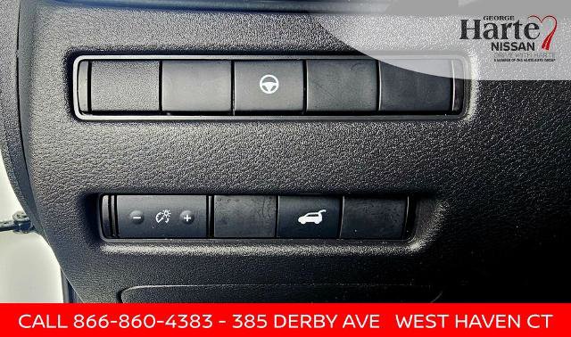 Certified 2022 Nissan Rogue SV w/ SV Premium Package image 26