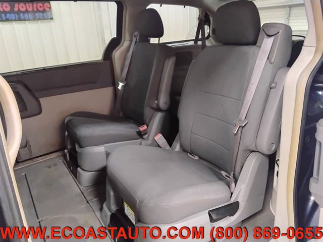 Used 2008 Dodge Grand Caravan SXT w/ Family Value Group FWD image 13