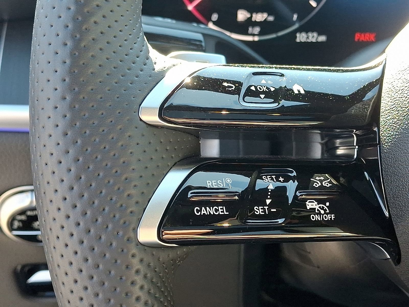 Certified 2025 Mercedes-Benz GLC 300 4MATIC image 22