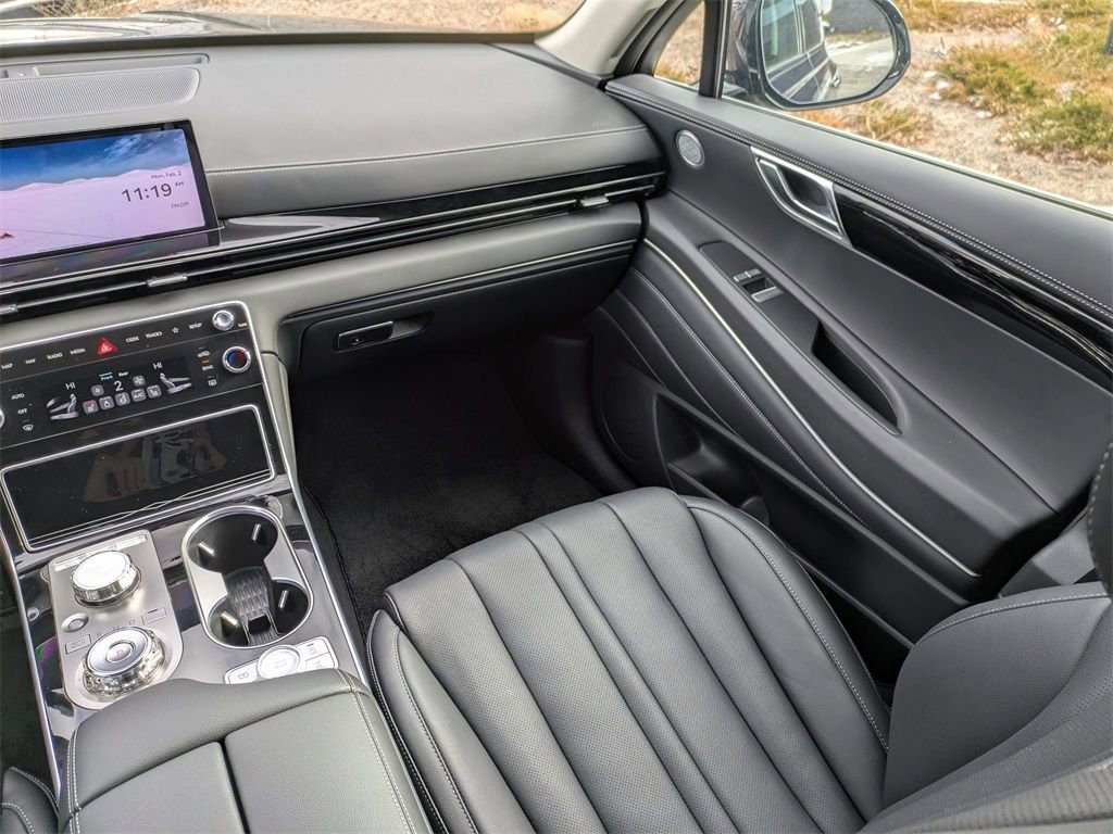 Used 2025 Genesis GV80 2.5T image 15