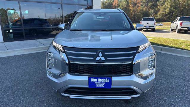 New 2025 Mitsubishi Outlander SEL image 2