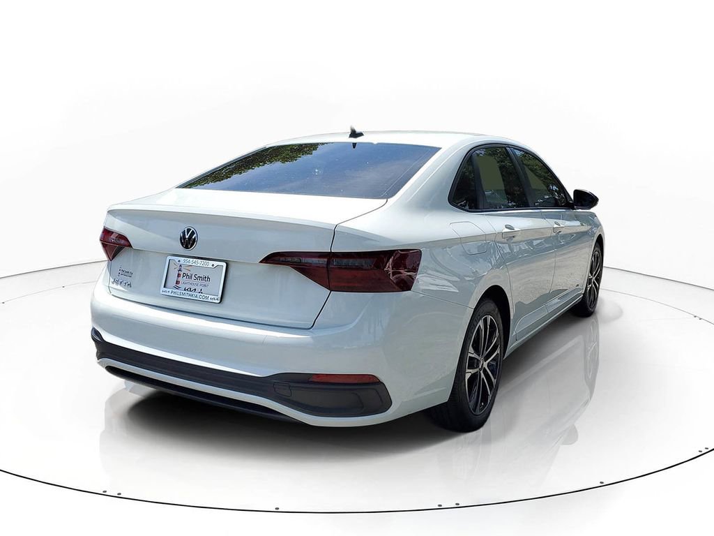 Used 2024 Volkswagen Jetta Sport FWD image 6