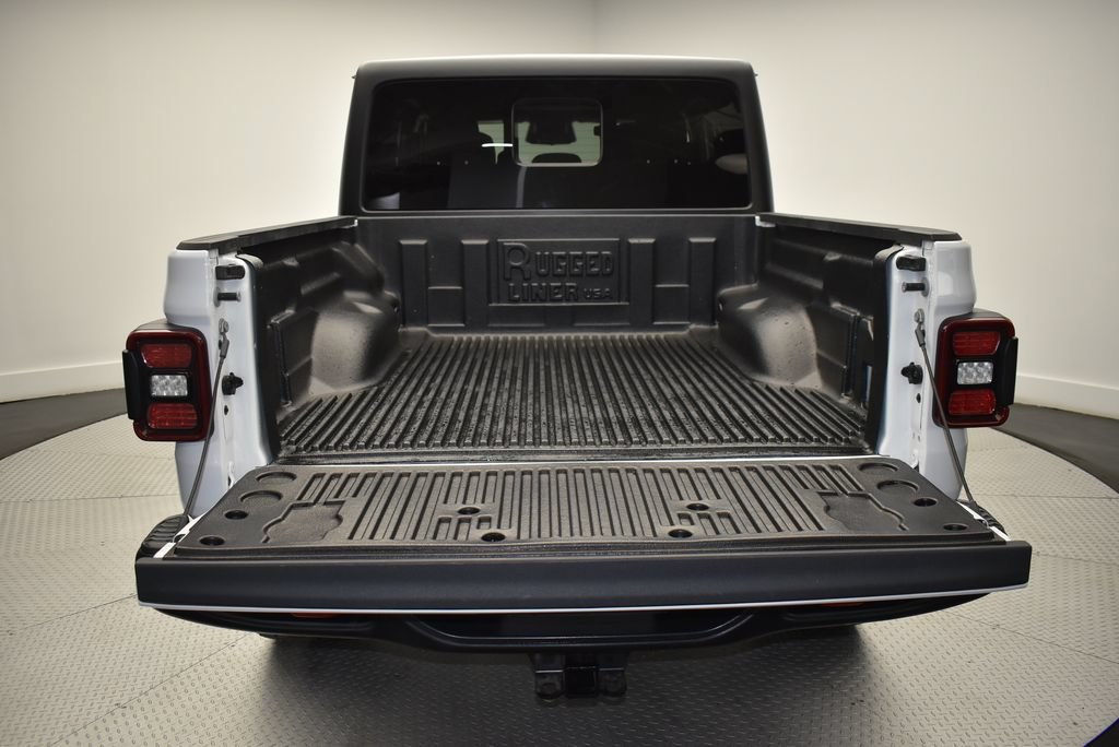 Used 2026 Jeep Gladiator Rubicon AWD/4WD image 36