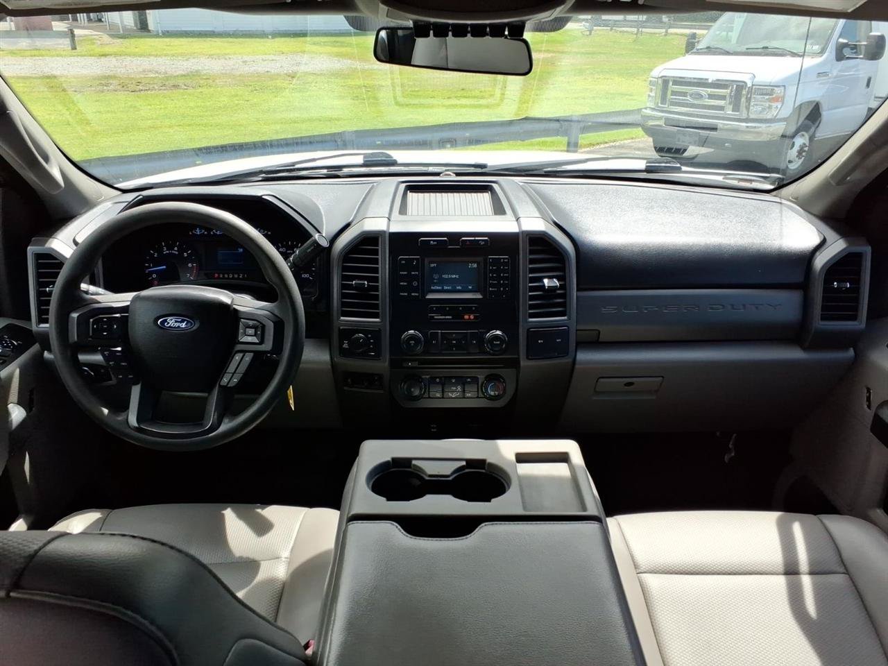 Used 2018 Ford F250 XL w/ Power Equipment Group AWD/4WD image 16