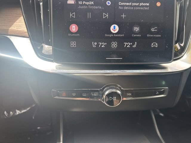 Certified 2025 Volvo XC90 B6 Plus AWD/4WD image 26