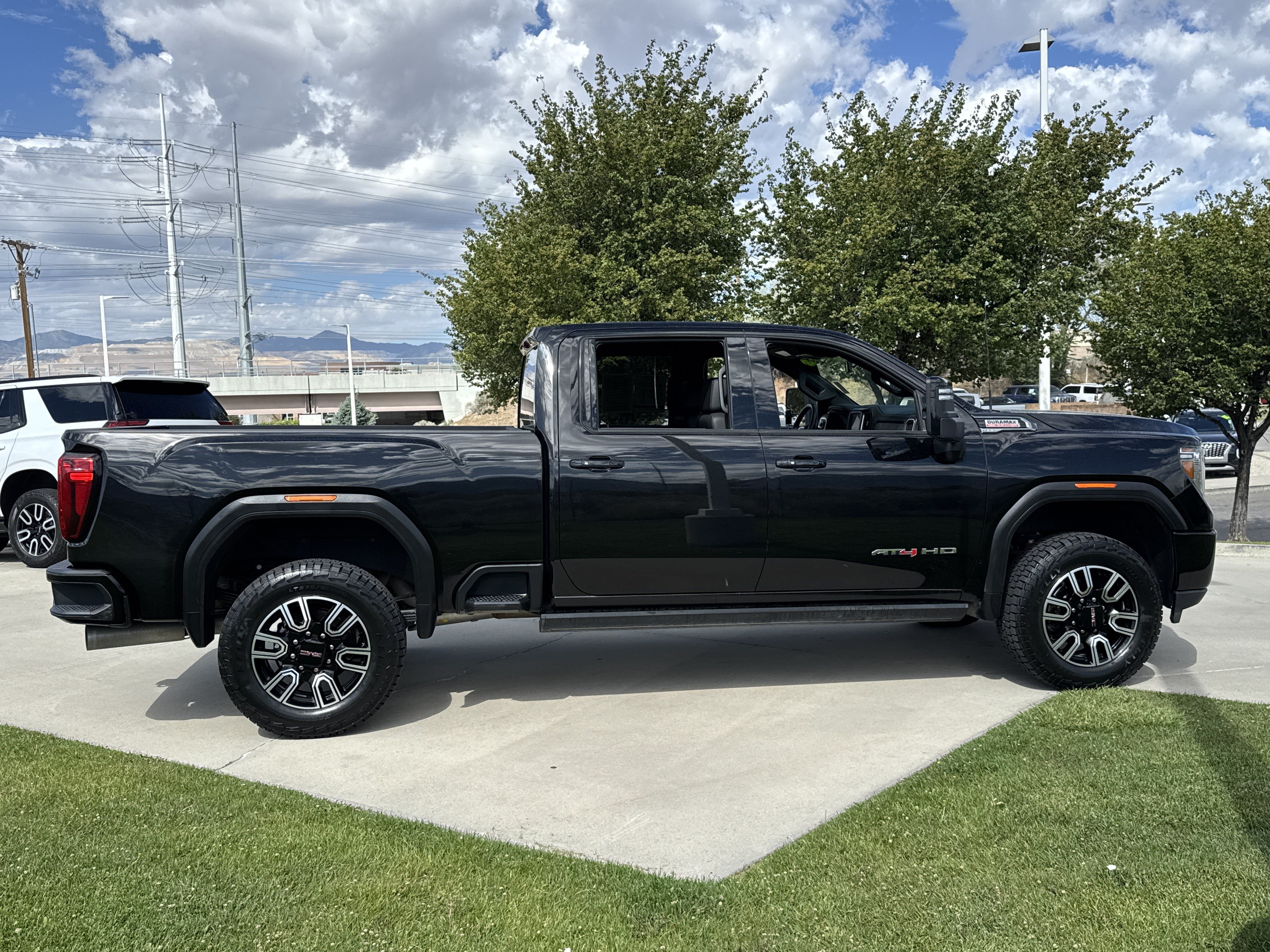 Used 2023 GMC Sierra 3500 AT4 w/ Gooseneck/5TH Wheel Package AWD/4WD image 7