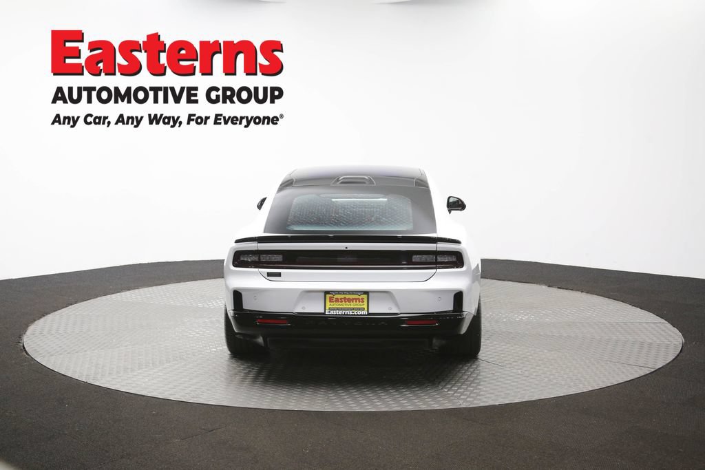 Used 2024 Dodge Charger Daytona Scat Pack w/ Plus Group AWD/4WD image 39