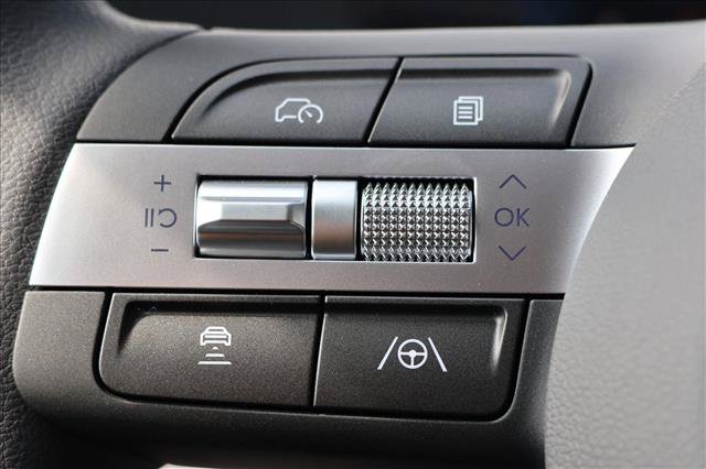 New 2027 Hyundai Kona SE AWD/4WD image 14