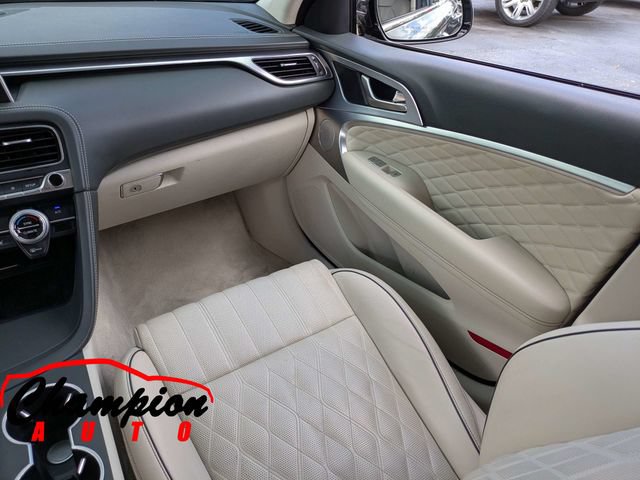 Used 2019 Genesis G70 3.3T Design RWD image 18