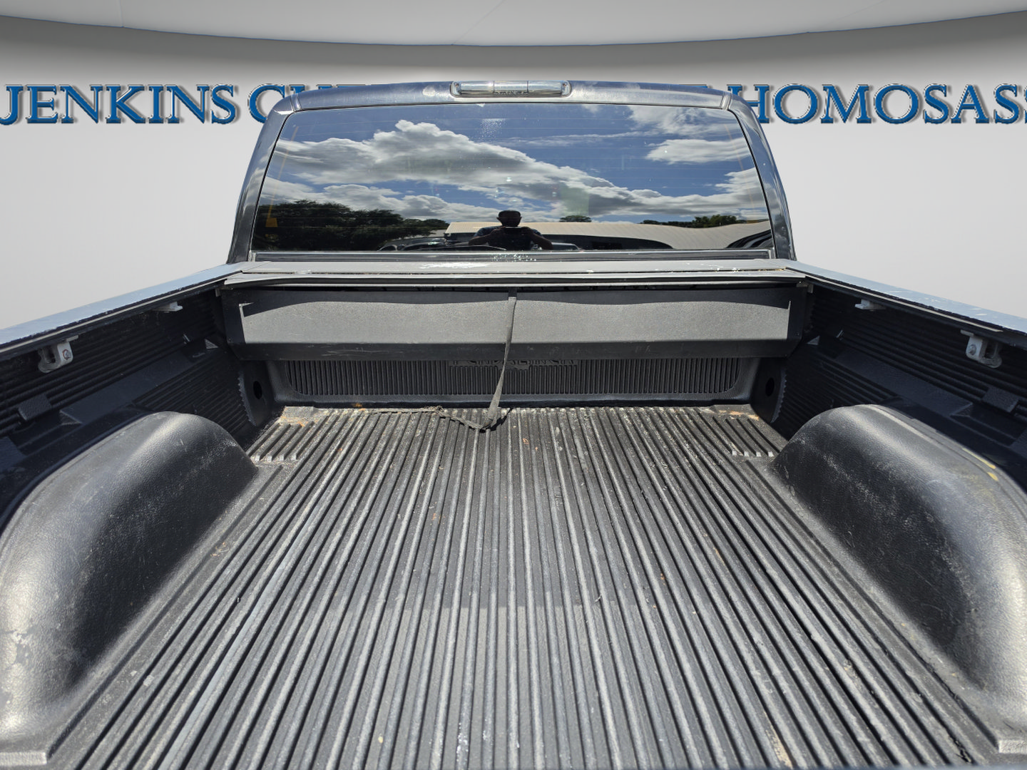 Used 2004 Chevrolet Silverado 1500 SS AWD/4WD image 13