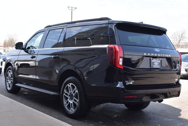 Used 2025 Ford Expedition Max Active AWD/4WD image 15