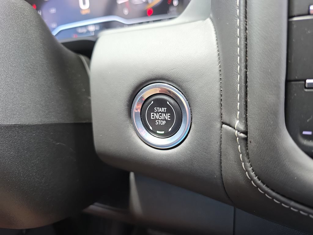Used 2023 GMC Yukon Denali Ultimate AWD/4WD image 26