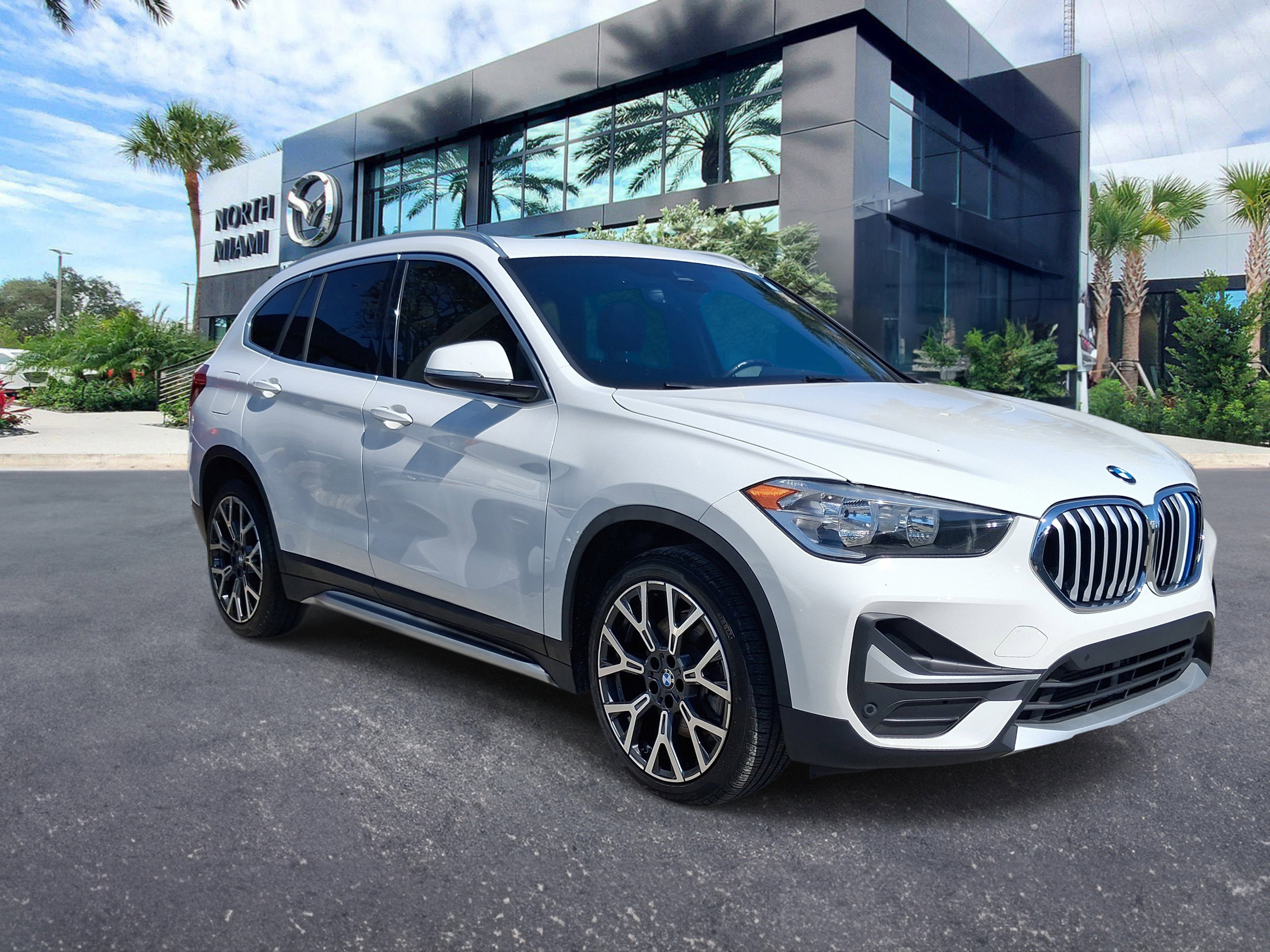 Used 2021 BMW X1 sDrive28i w/ Convenience Package image 3