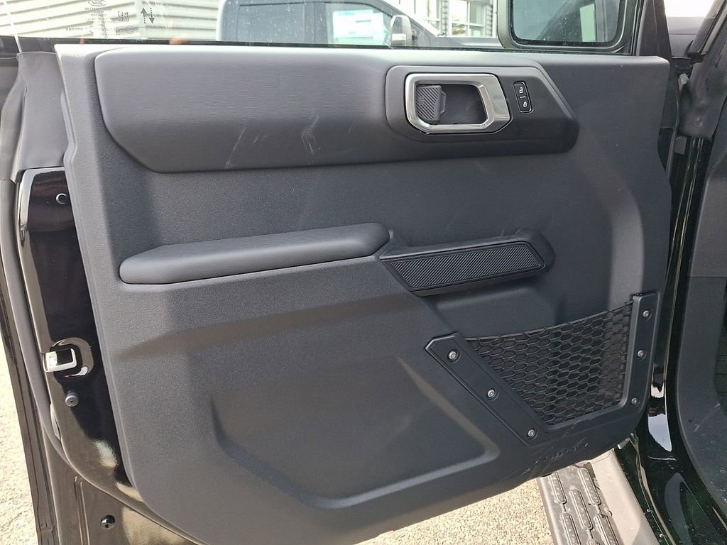 New 2026 Ford Bronco Outer Banks image 7