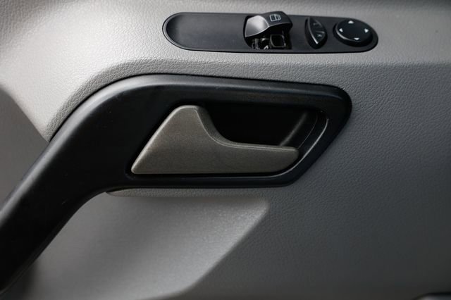 Used 2012 Freightliner Sprinter 2500 image 39