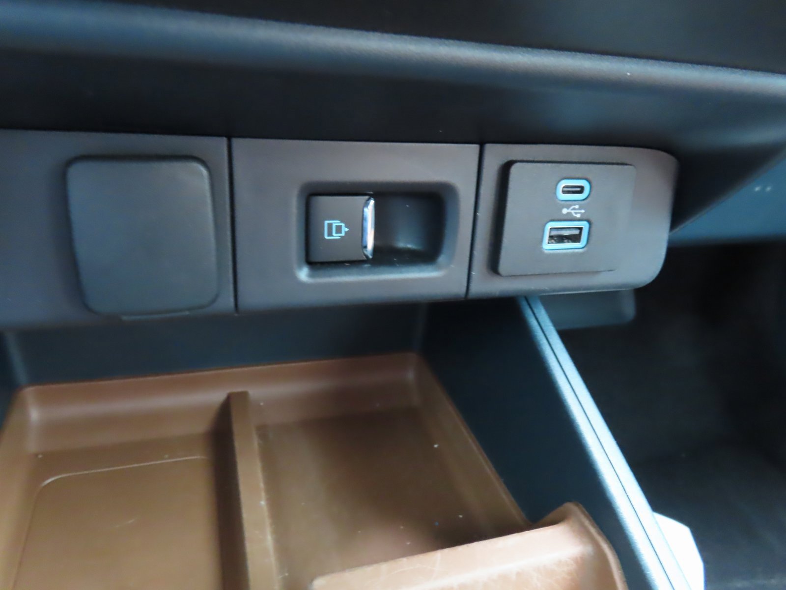 Used 2023 Ford Maverick Lariat image 25