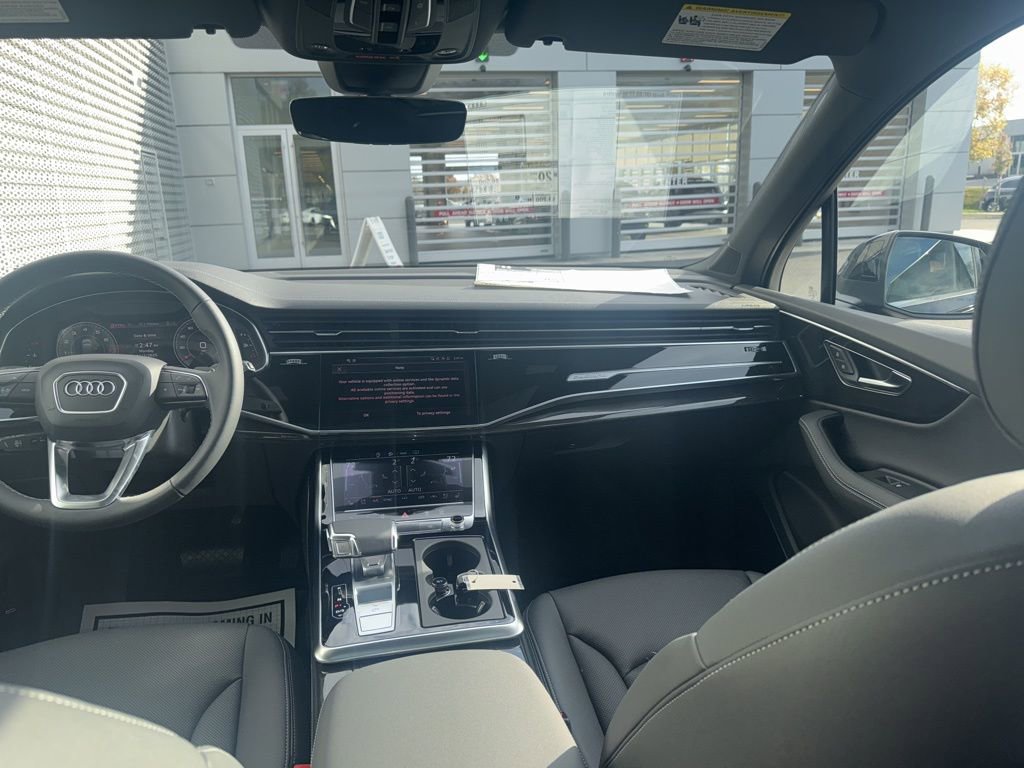 New 2025 Audi Q7 3.0T Premium Plus image 11