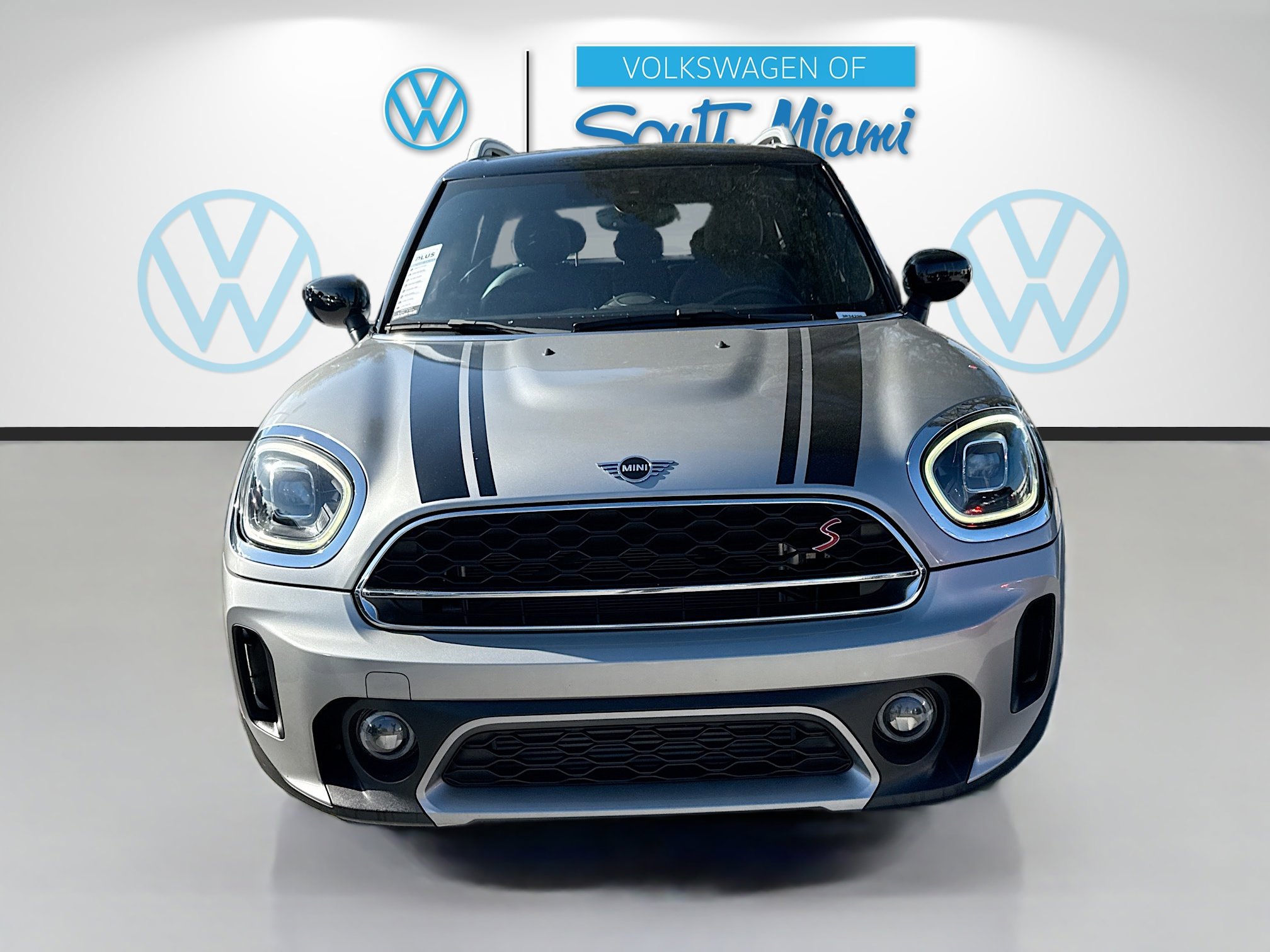 Used 2024 MINI Cooper Countryman S w/ Signature Upholstery Package image 2