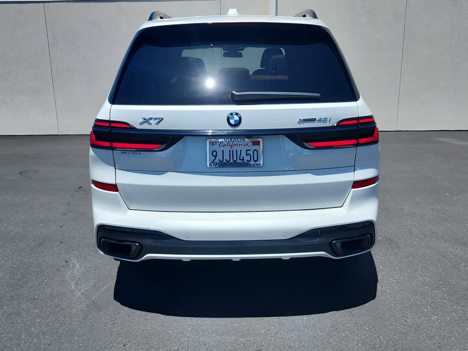 Used 2024 BMW X7 xDrive40i w/ M Sport Package AWD/4WD image 6