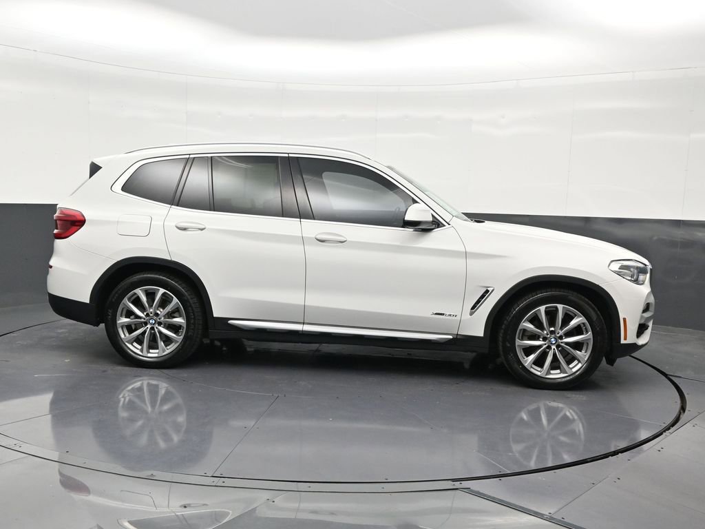 Used 2018 BMW X3 xDrive30i image 7