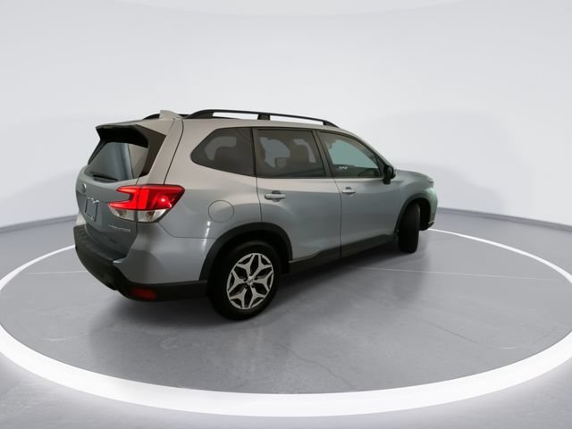 Used 2020 Subaru Forester Premium AWD/4WD image 4