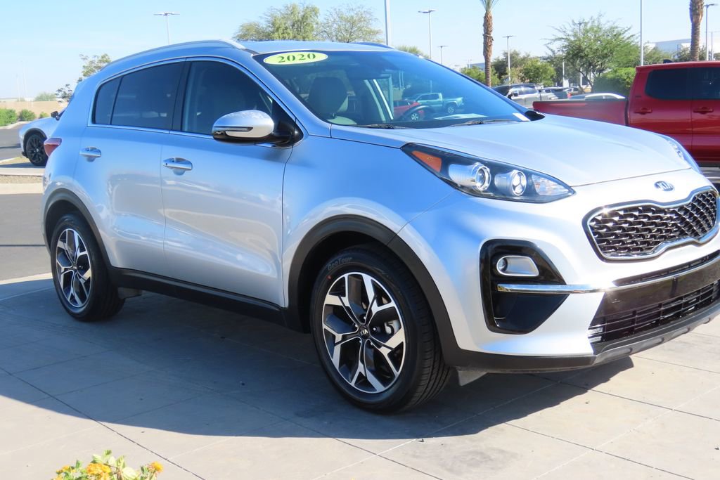 Used 2020 Kia Sportage EX image 3