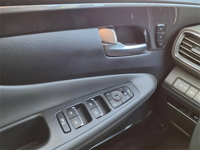 Used 2023 Hyundai Santa Fe Limited image 26