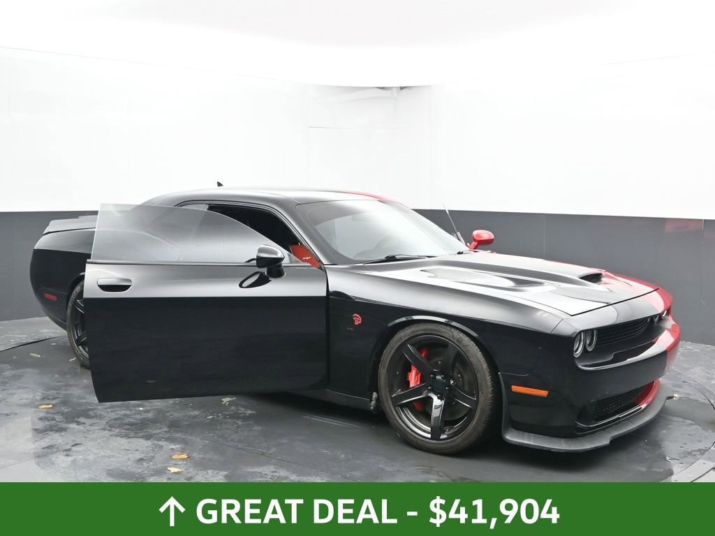 Used 2016 Dodge Challenger SRT Hellcat image 74
