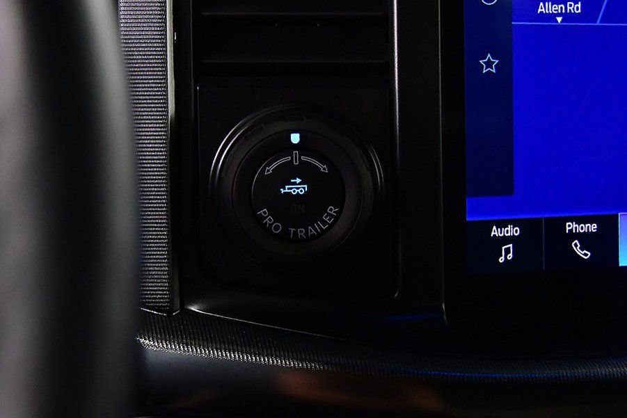 Used 2025 Ford F150 Platinum image 28