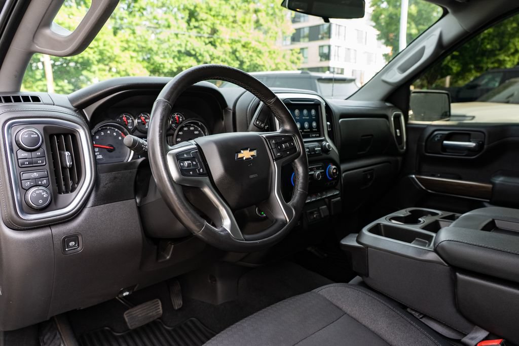 Used 2020 Chevrolet Silverado 1500 LT w/ All-Star Edition AWD/4WD image 22