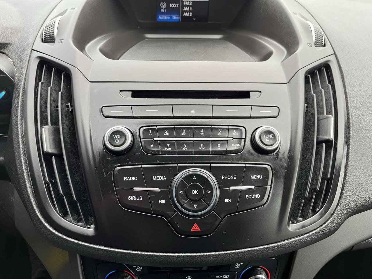 Used 2017 Ford Escape SE AWD/4WD image 18
