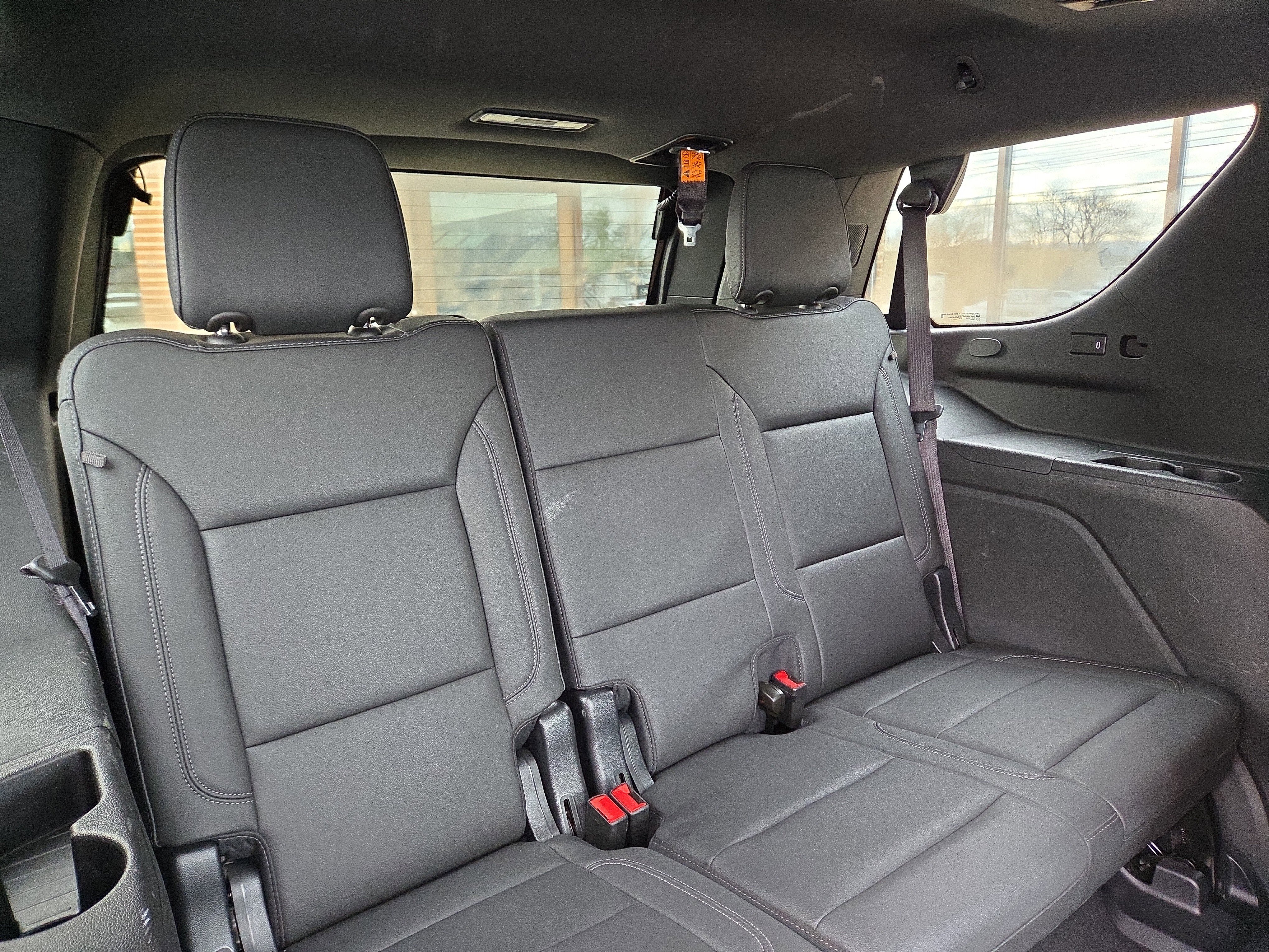 Used 2023 Chevrolet Tahoe Z71 w/ Luxury Package image 14