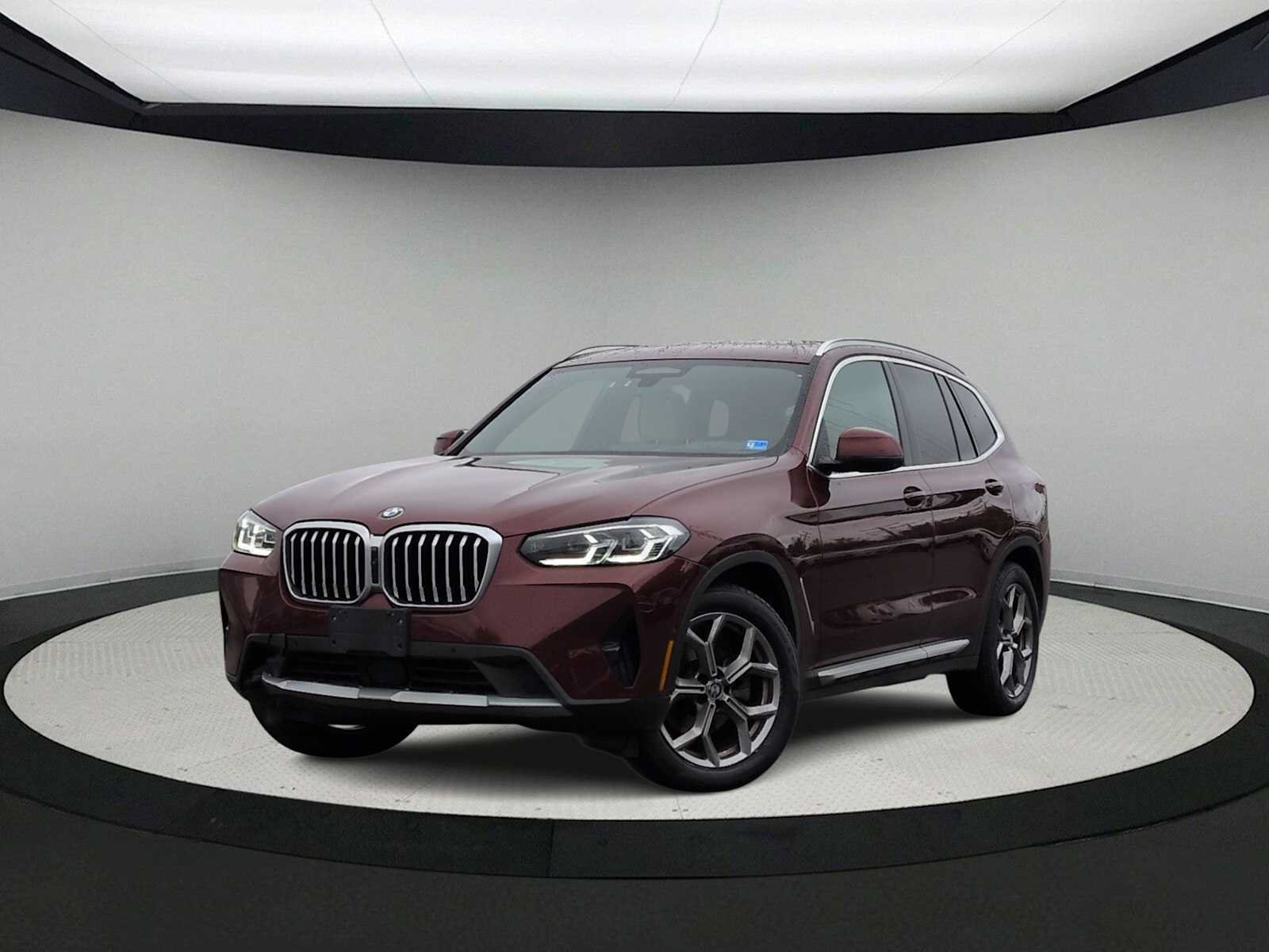 Used 2024 BMW X3 xDrive30i w/ Premium Package AWD/4WD image 1