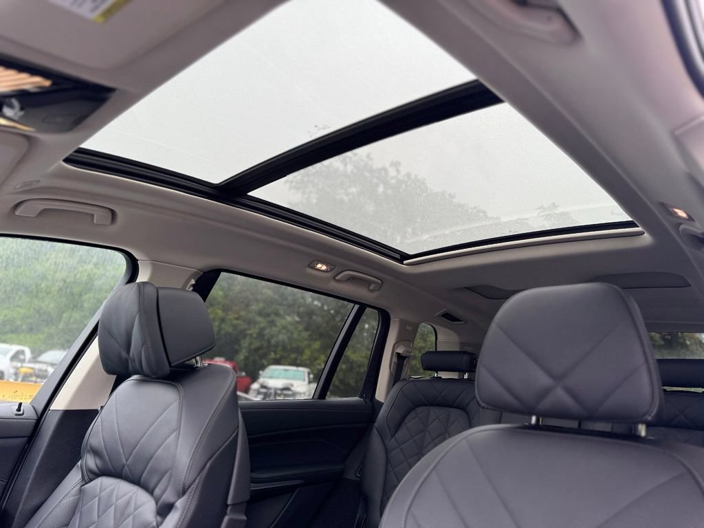Certified 2025 BMW X7 xDrive40i AWD/4WD image 12